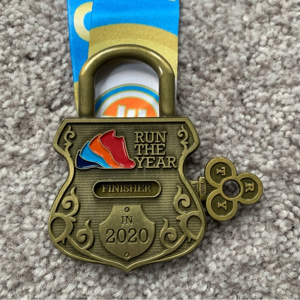 Run the Year 2020 Medal and Keychain
